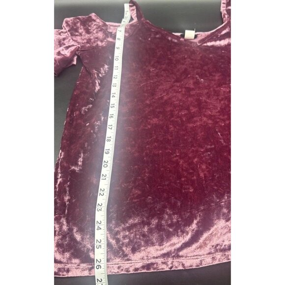 Torrid Womens Plum Crushed Velvet Cold Shoulder Flutter Sleeve Blouse Top M/L 00 - Picture 6 of 9